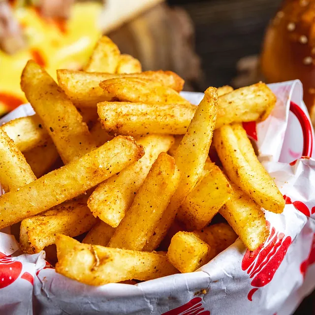 Pommes frites med krydder